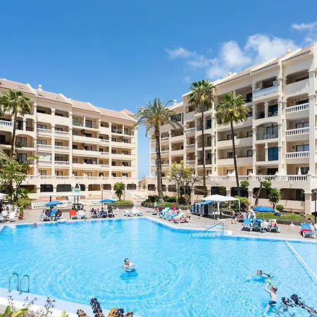 Apartment 1 Bedroom Communal Heated Pool *