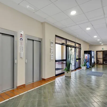 דירה 1 Bedroom Communal Heated Pool *