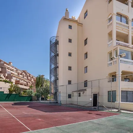 דירה 1 Bedroom Communal Heated Pool