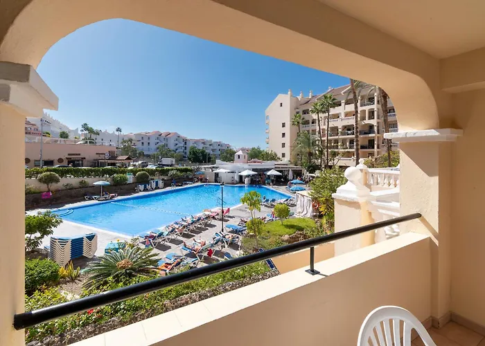 1 Bedroom Communal Heated Pool