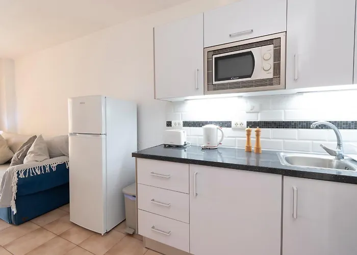 1 Bedroom Communal Heated Pool