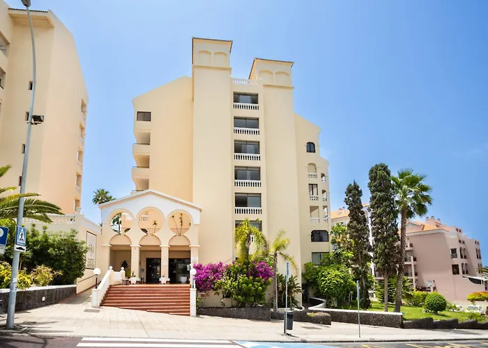 Apartment 1 Bedroom Communal Heated Pool Los Cristianos (Tenerife)